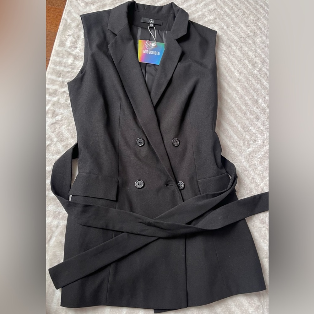 Belt jacket - Picture 2 of 3